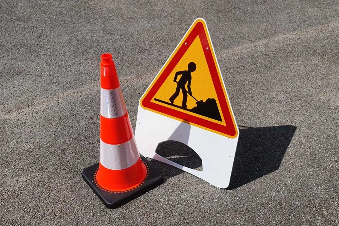 Sur la zone de chantier, la vitesse sera fortement réduite : prudence !