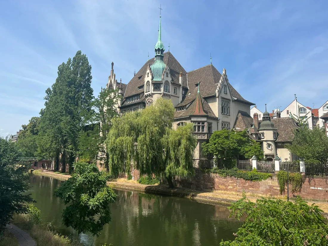 Le Lycée des Pontonniers élu plus beau lycée de France