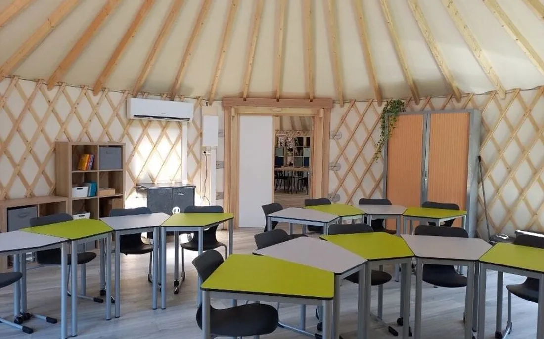 Les élèves de l'école l'Odyssée apprécient les cours sous les yourtes