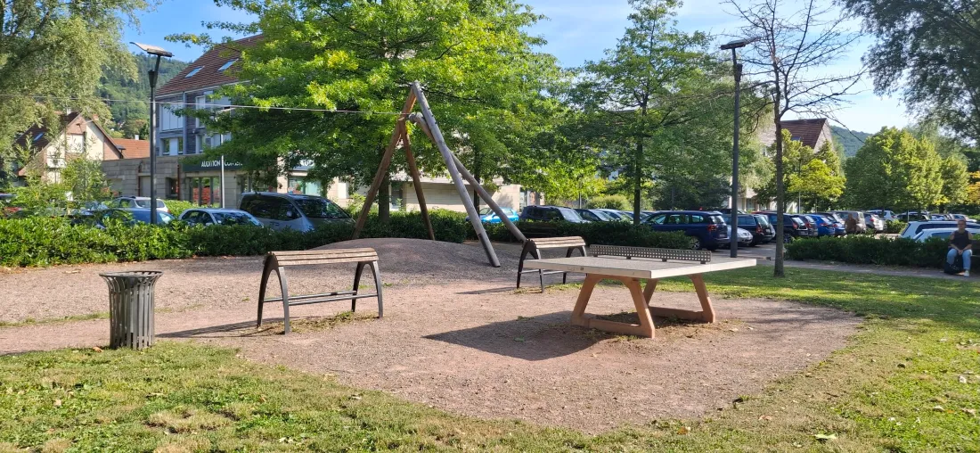 L'une des tables de ping-pong à Schirmeck