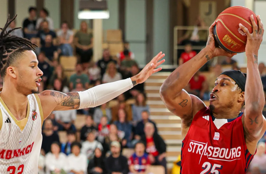 La SIG en train d'affronter AS Monaco