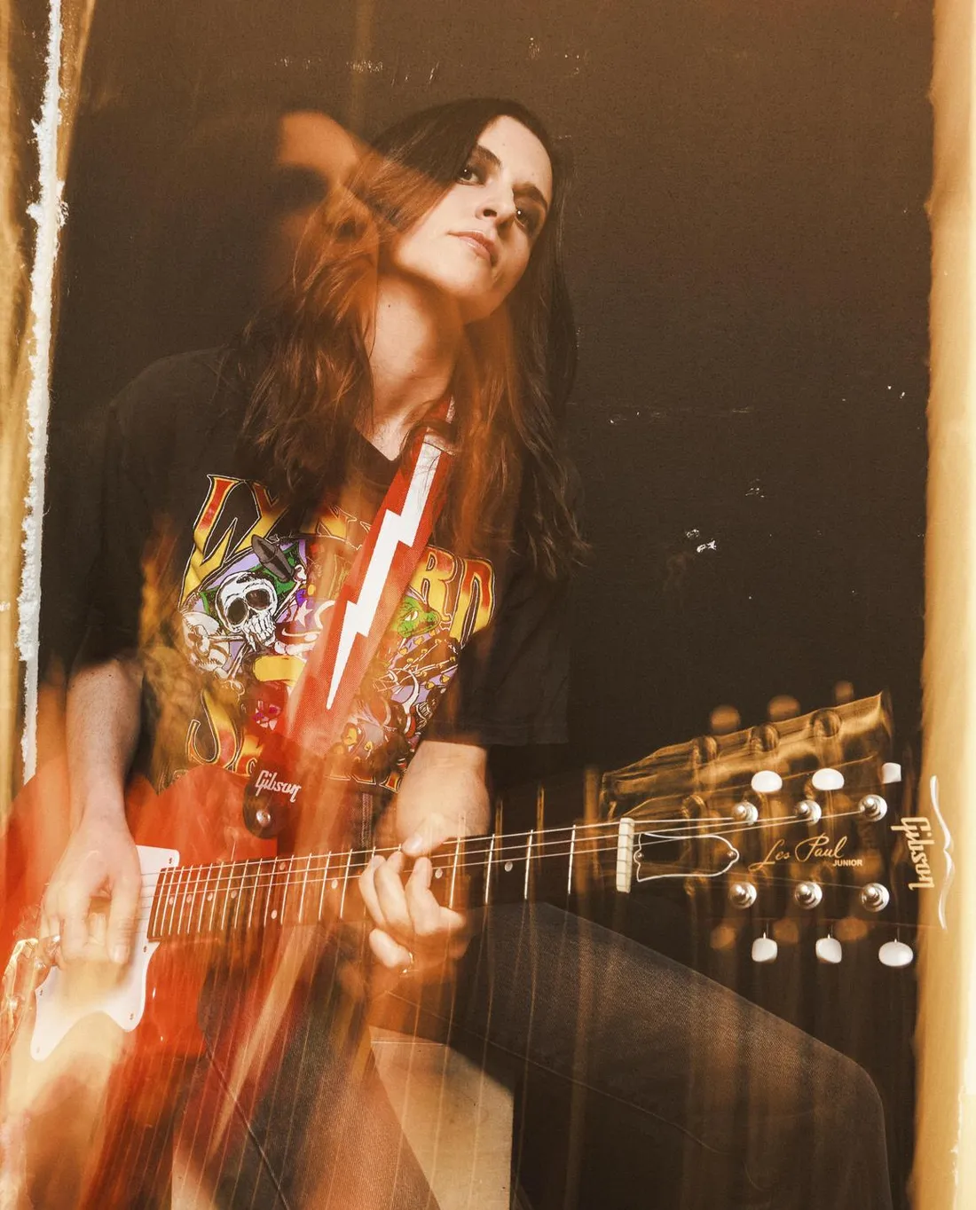 Laura Cox En première partie : Bad juice