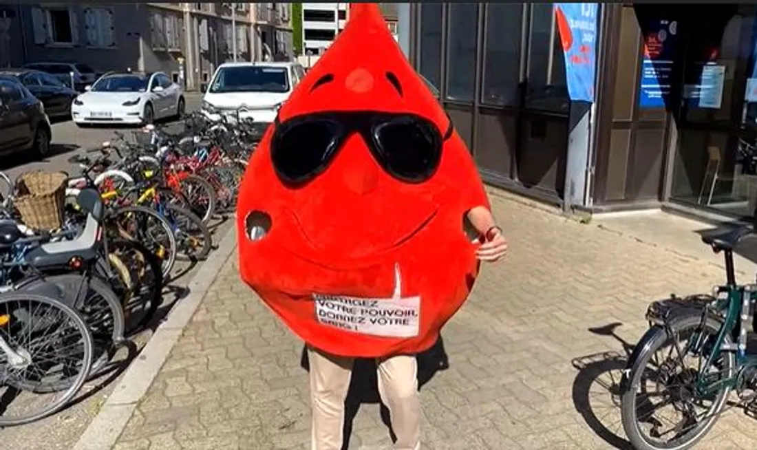 Estelle était déguisée en "Globulus" pour son challenge.