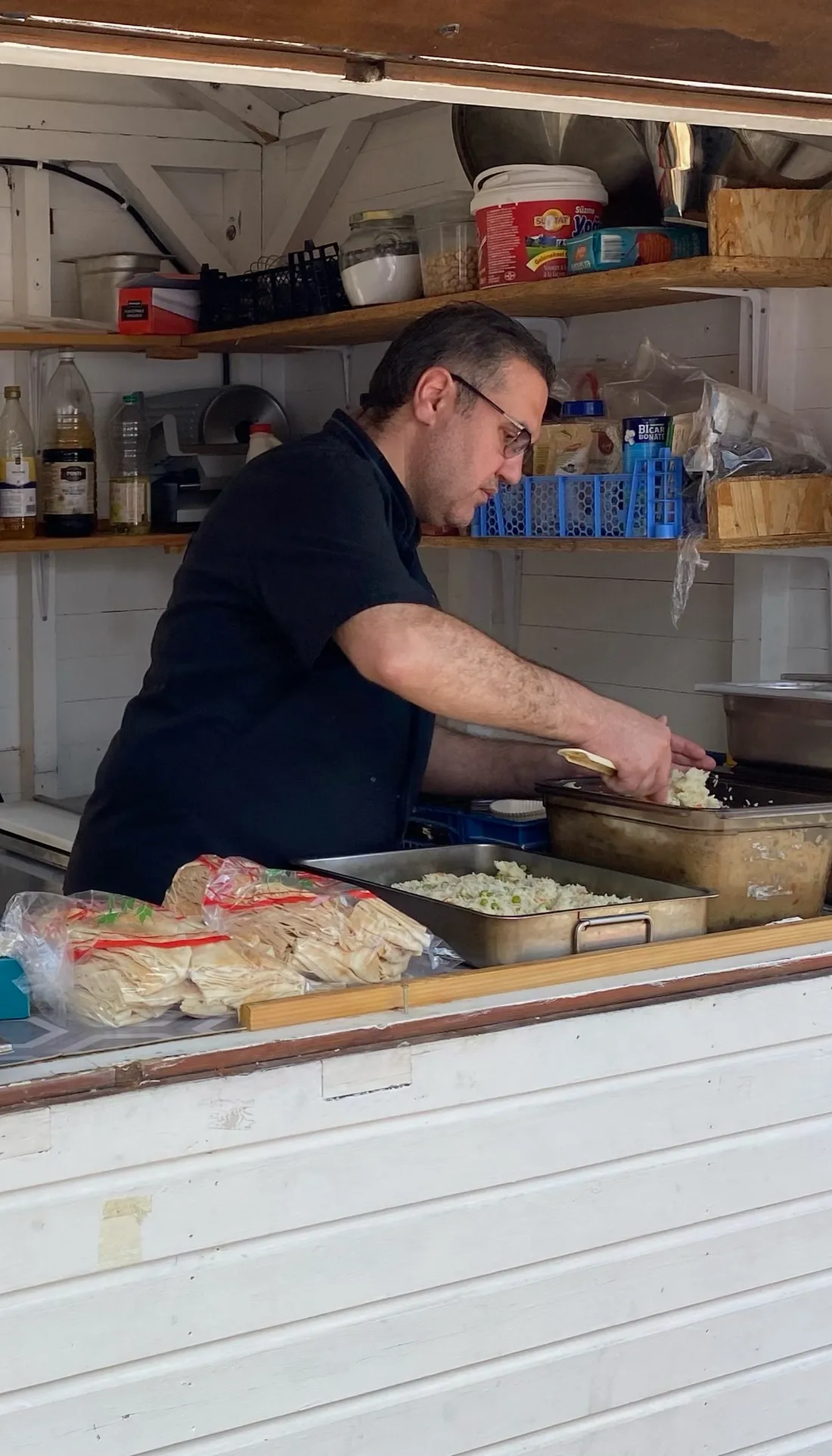 Hussam est aujourd'hui à la tête de son propre restaurant.