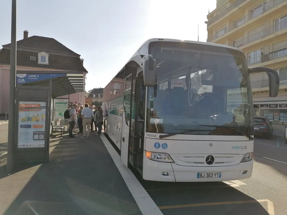 Le tarif de la navette est de 5€ aller-retour par foyer