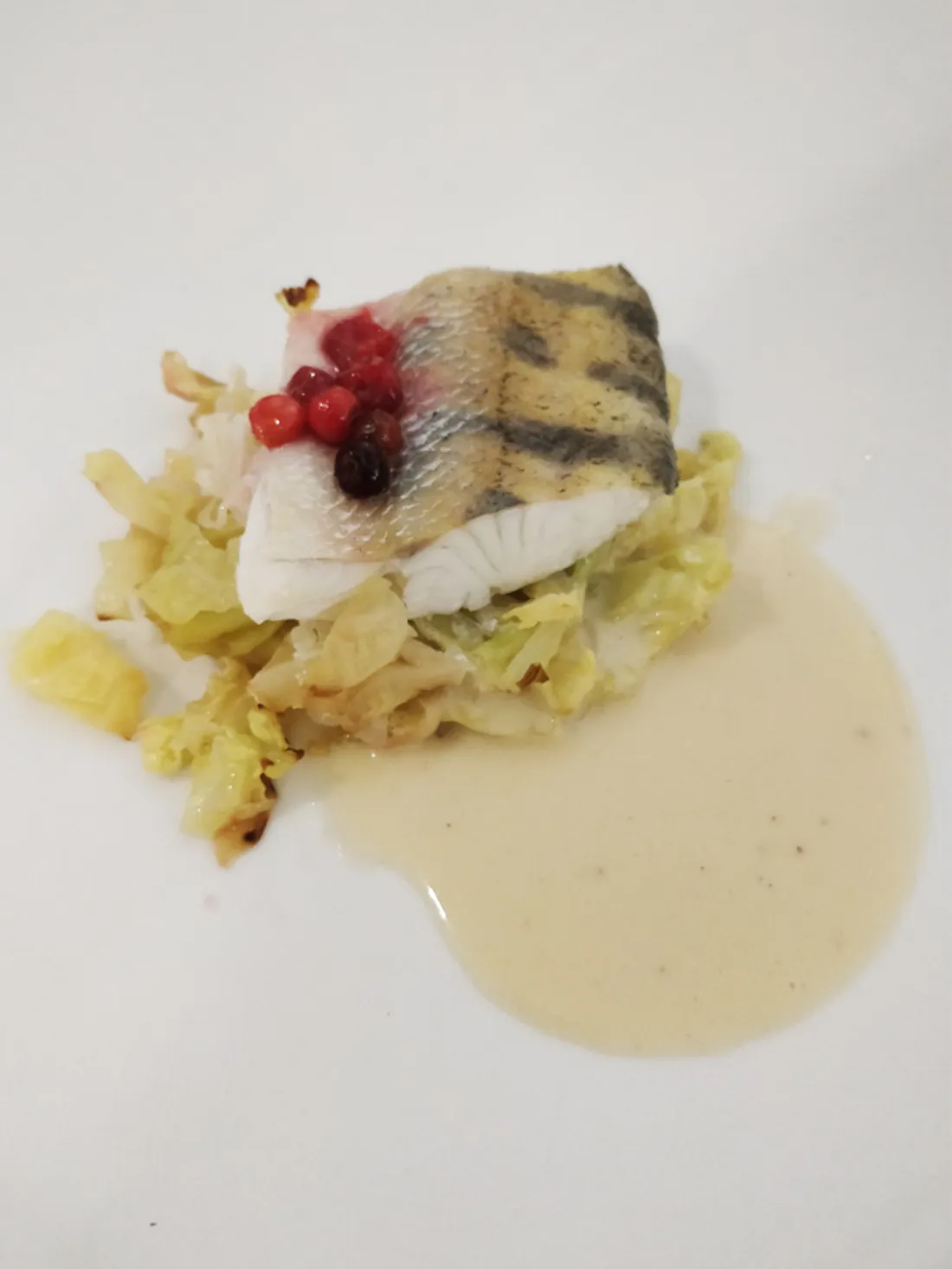 Le filet de sandre, embeurré de chou vert, illusion d'une choucroute
