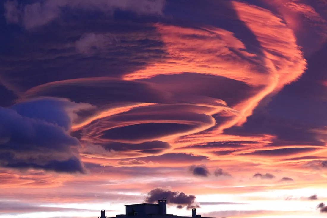 Nuage lenticulaire au-dessus de Perpignan