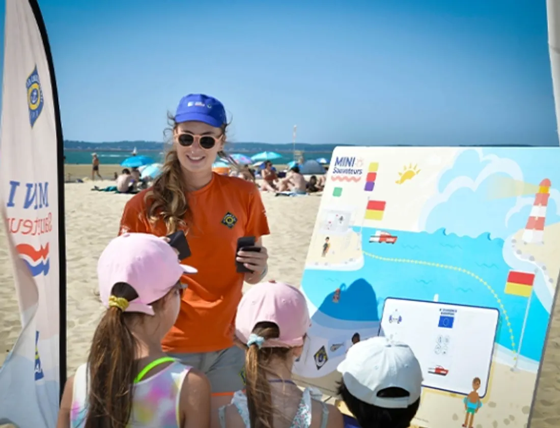 Mini sauveteurs à Gruissan, Marseillan plage et au Grau du roi