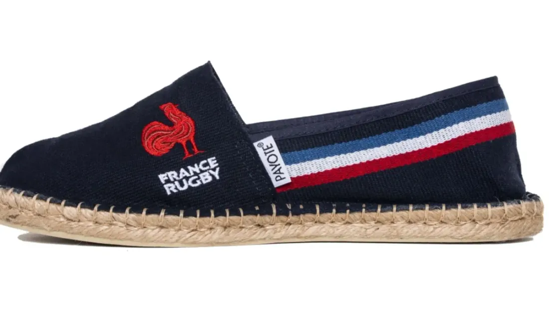 Les espadrilles spéciales Mondial de rugby.