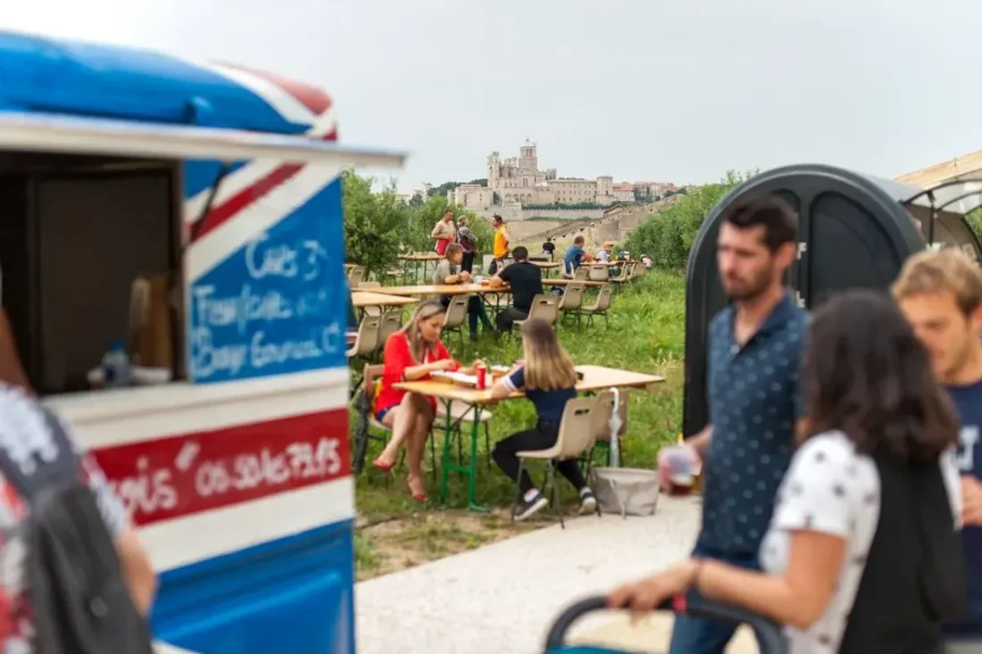 Truck and beer Béziers