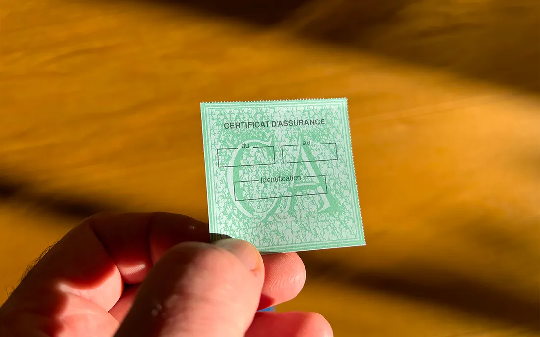 Plus de vignette verte, mais l'assurance auto reste obligatoire.