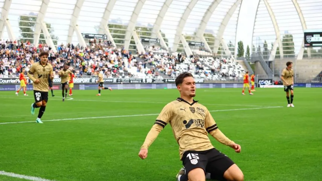 Victoire d'Amiens contre Orléans