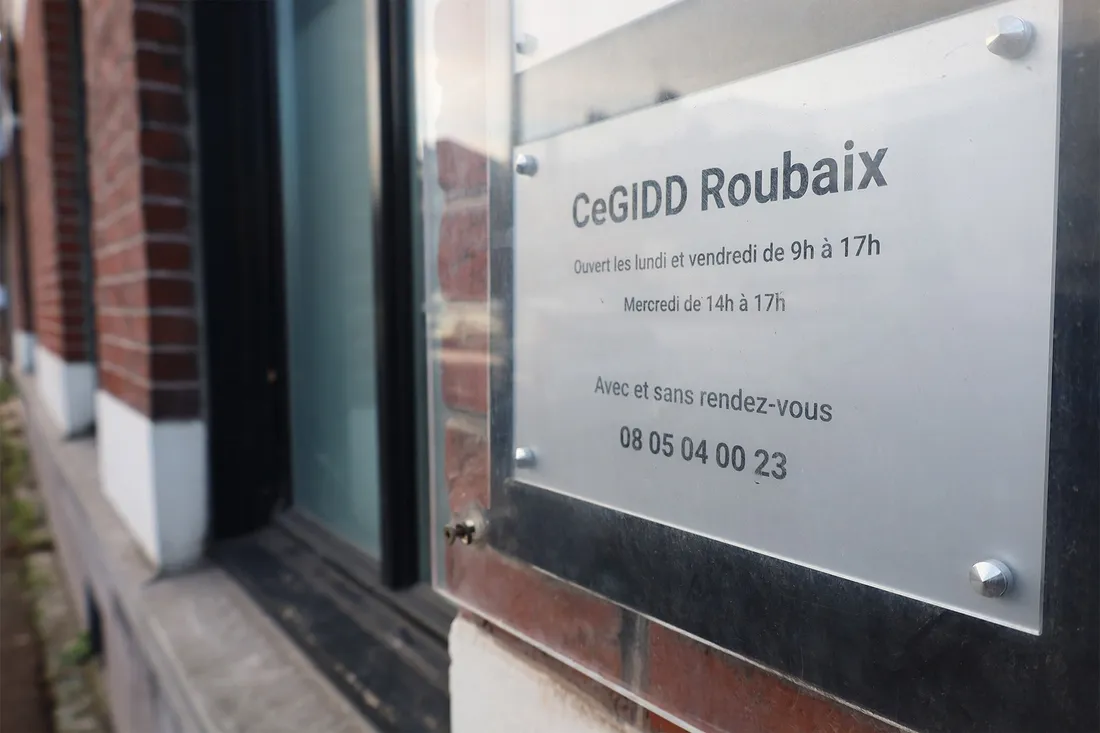 Il se situe boulevard du Général de Gaulle à Roubaix