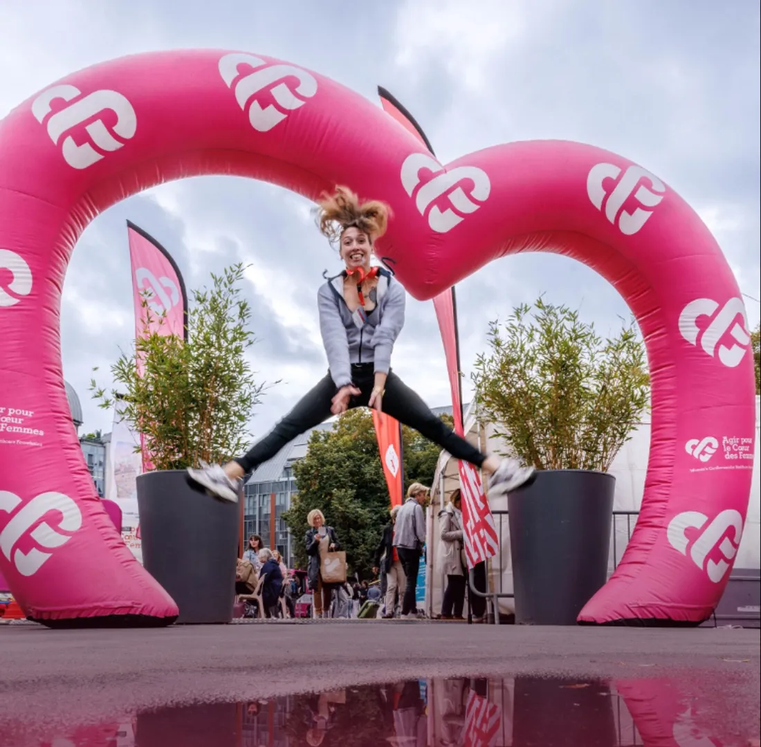 Il s'installe sur la Place Rihour