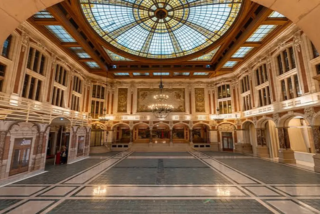 L'événement a lieu au Palais de la Bourse à Lille