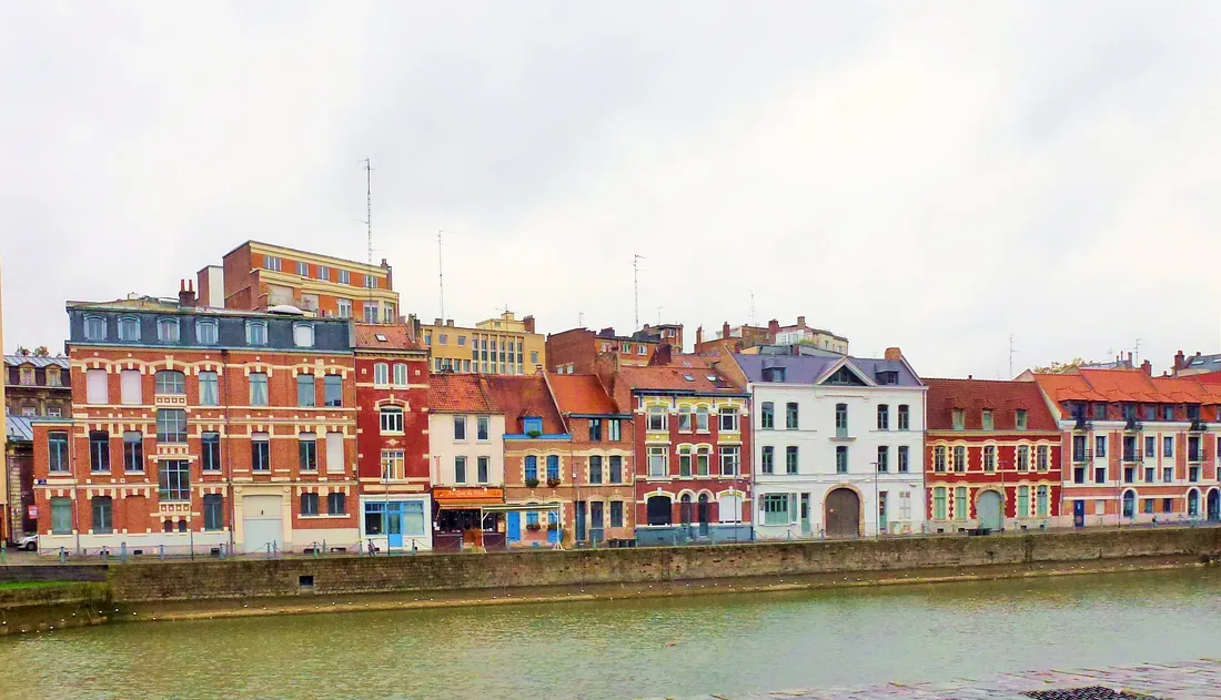 Le Quai du Wault est évoqué comme lieu de baignade