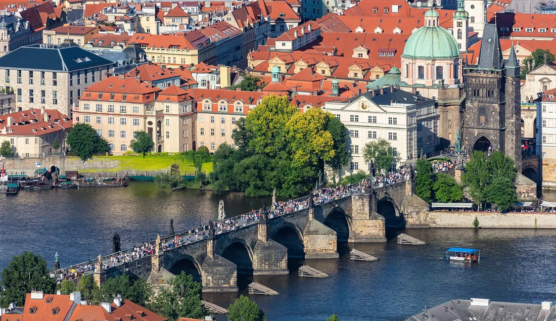 Deux liaisons par semaine vers Prague seront assurées