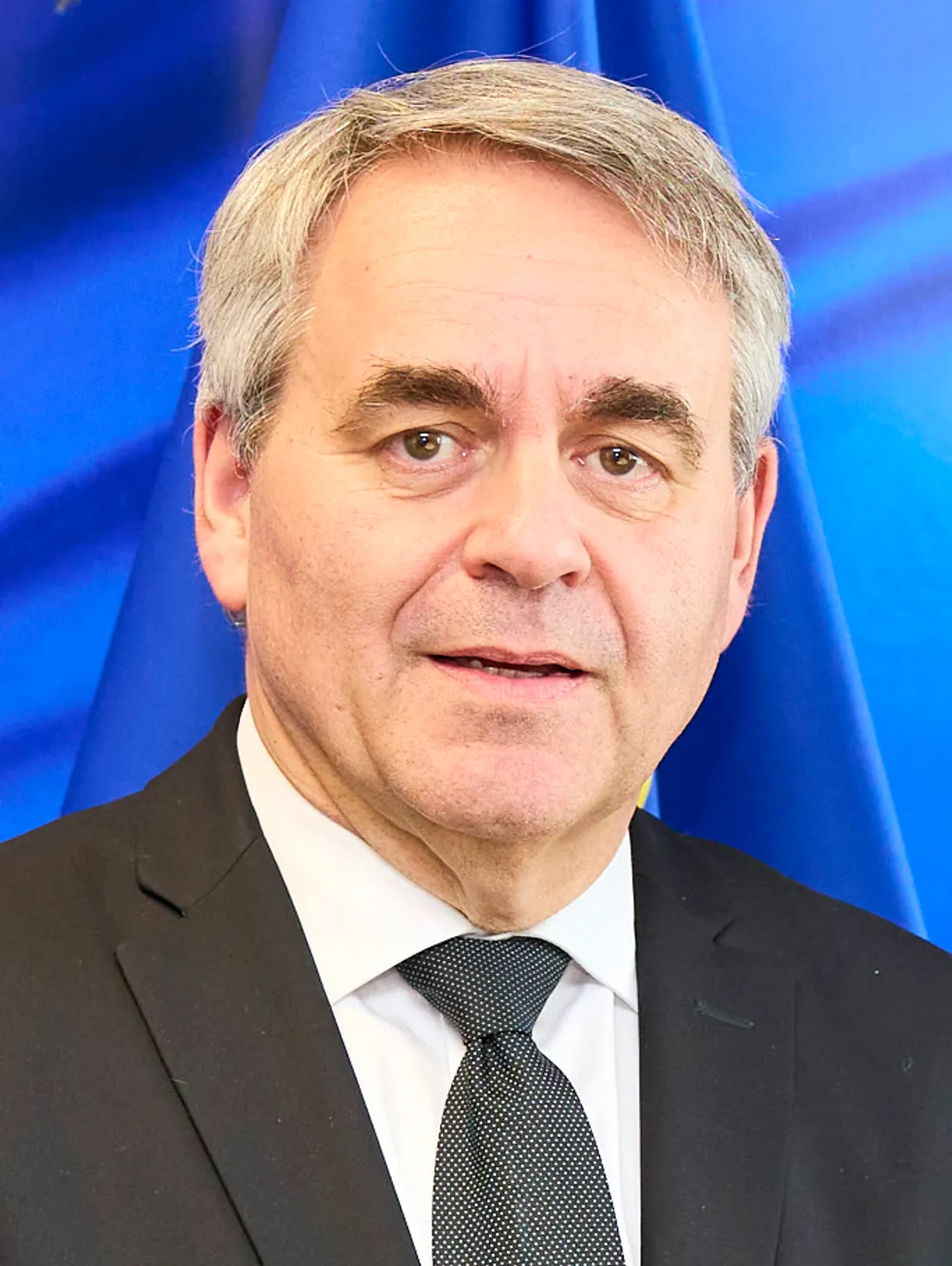 Xavier Bertrand prépare bien sa candidature