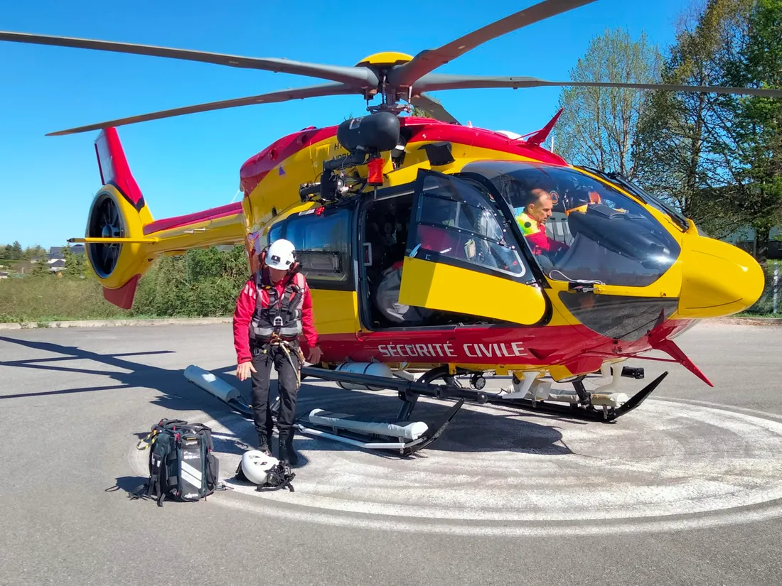 L'hélicoptère Dragon 34 le 14 avril 2026 à Rodez (Aveyron).