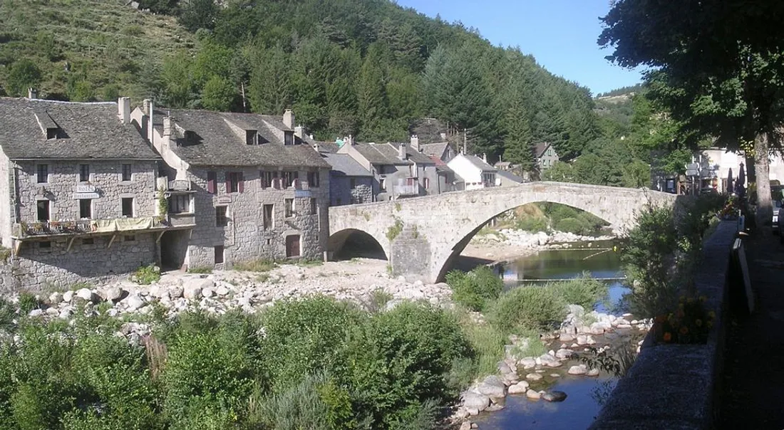 Le Pont-de-Montvert, au sud du Mont-Lozère, compte 589 habitants et de nombreux touristes en été
