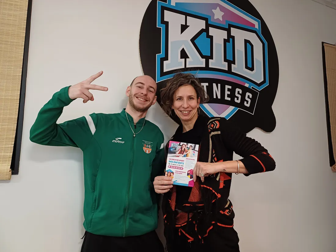 Thibaut et Marie-Charlotte, les deux coachs de Kid Fitness Montauban.