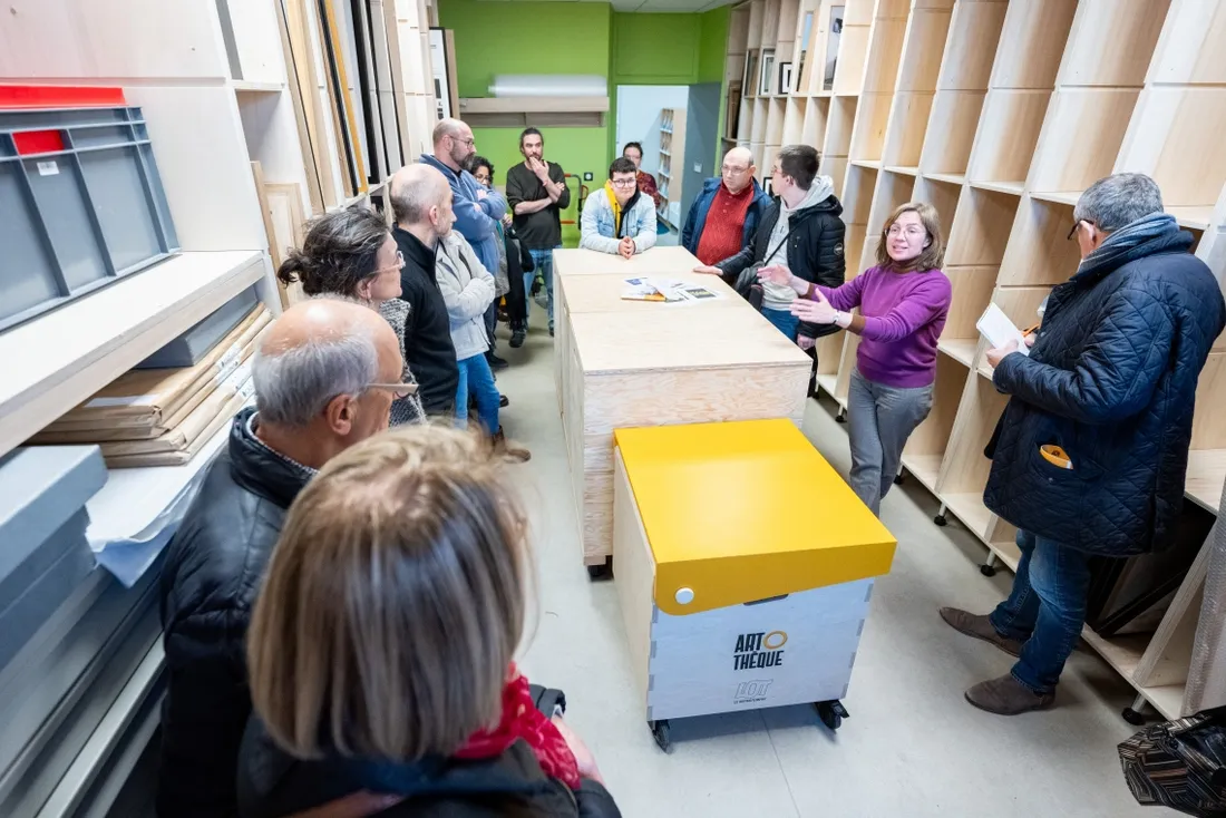 Les coulisses de l'artothèque du Lot