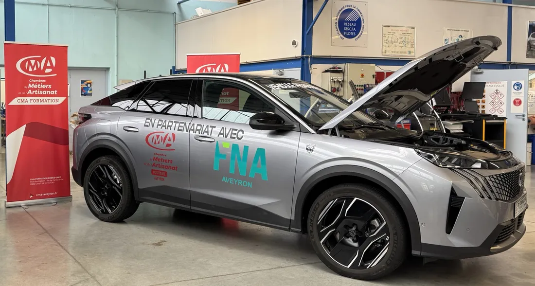 Une Peugeot 3008 hybride a intégré le parc automobile de la chambre des métiers