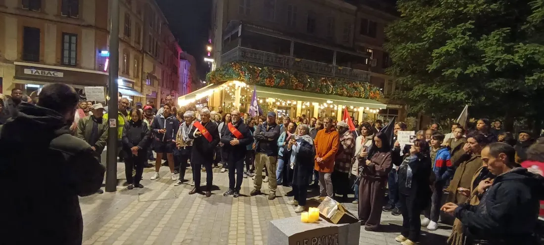 Rassemblement devant la préfecture de Montauban