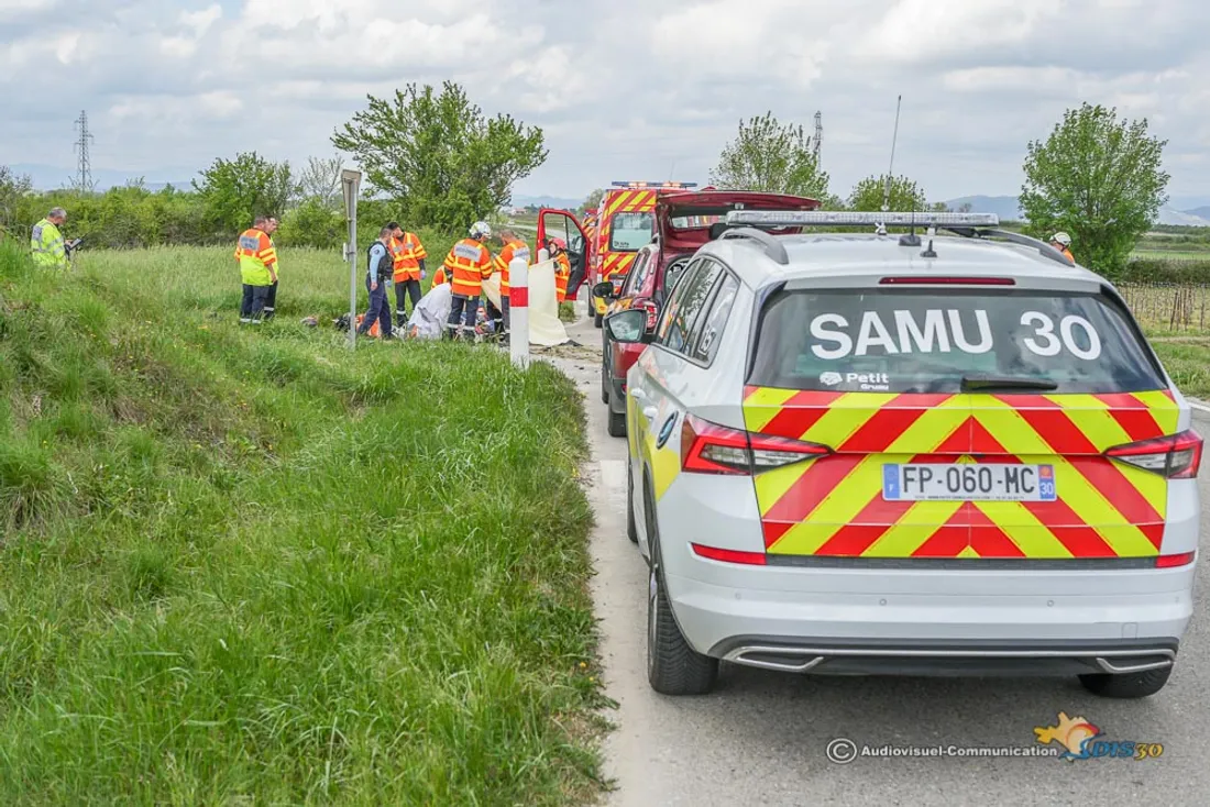 Lorsque les secours sont arrivés, le motard était en urgence absolu. Il est décédé sur place.