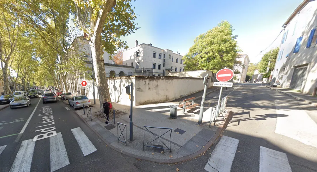 Boulevard Gambetta Cahors, au niveau du lycée Clément Marot 