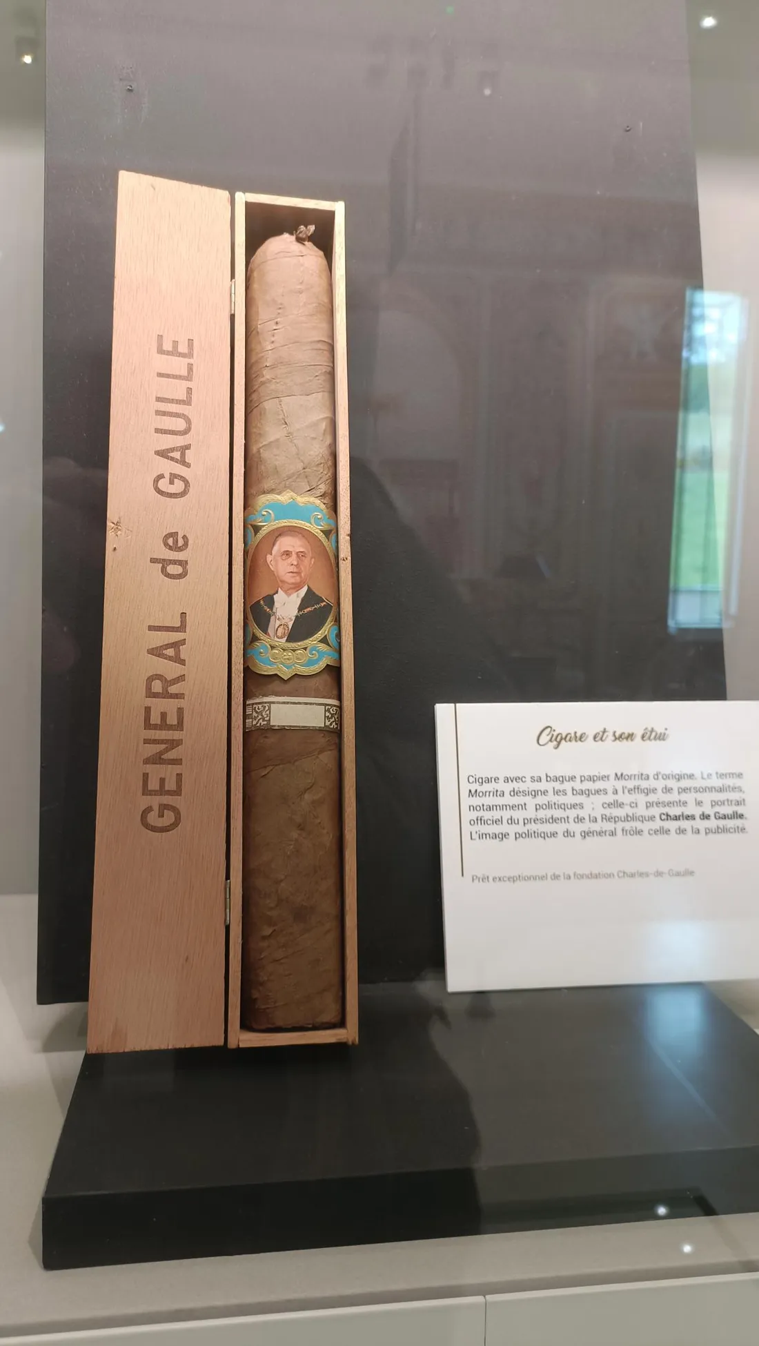 Un cigare "De Gaulle"
