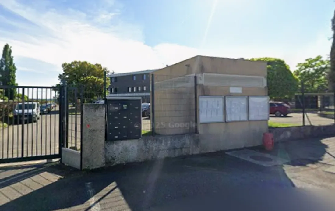 L'entrée du lycée Jean de Prades à Castelsarrasin.