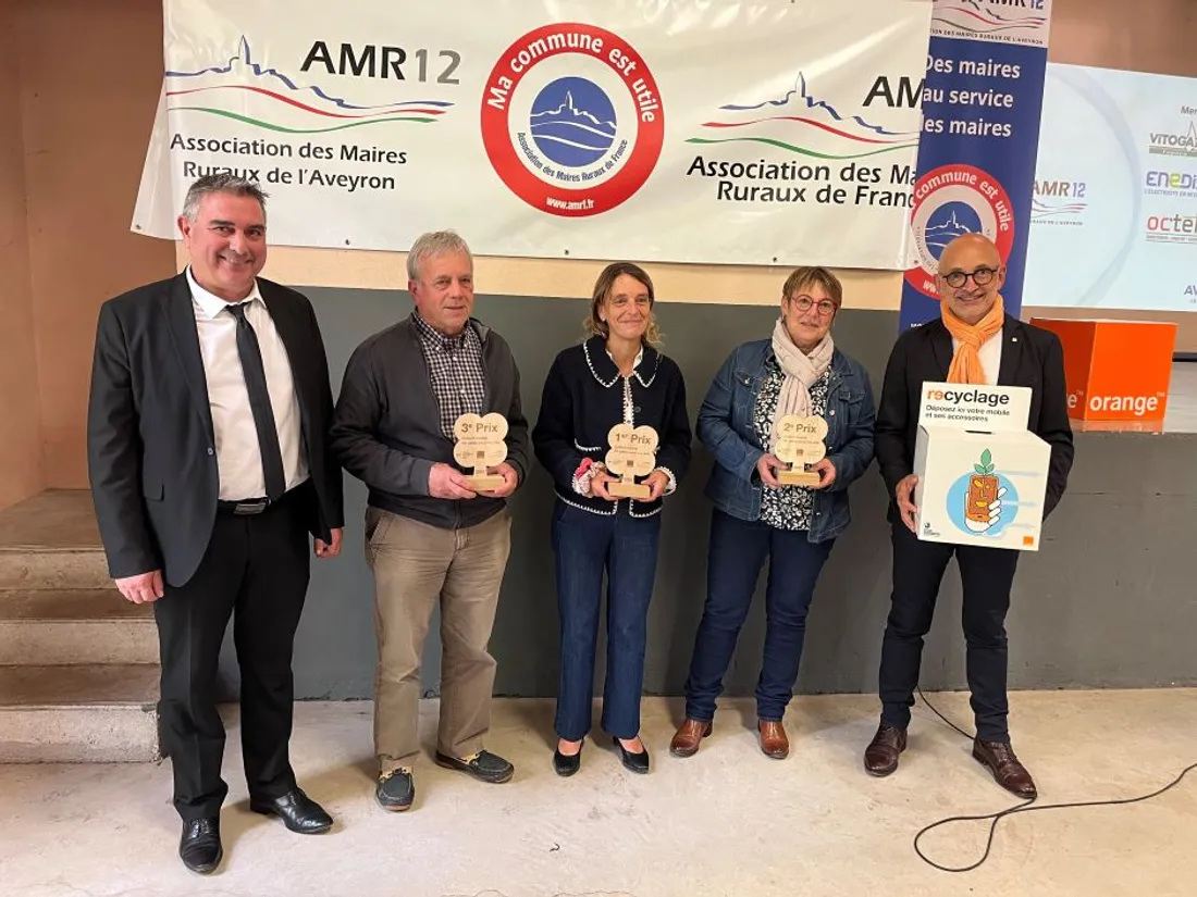 Les élus des communes de l'Aveyron récompensées par Orange