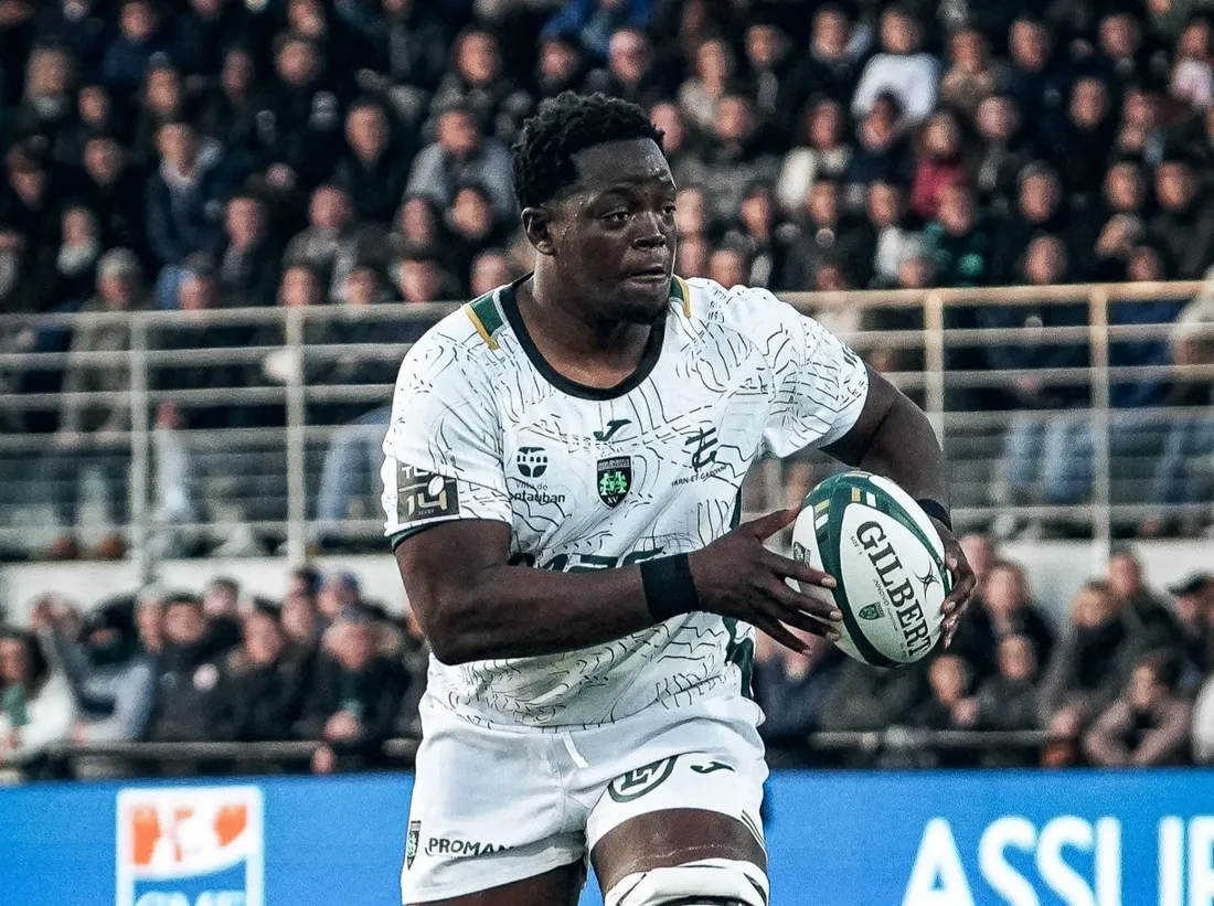 Noa Kanika, 2e ligne de l'USM contre Toulouse lors du match aller