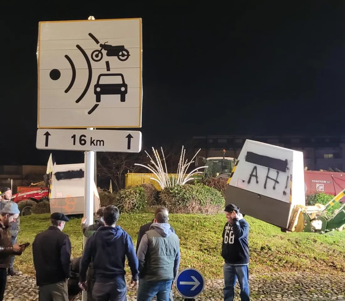 Des radars déposés sur un rond-point à Montauban 