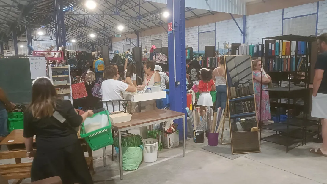 Emmaüs : fournitures scolaires