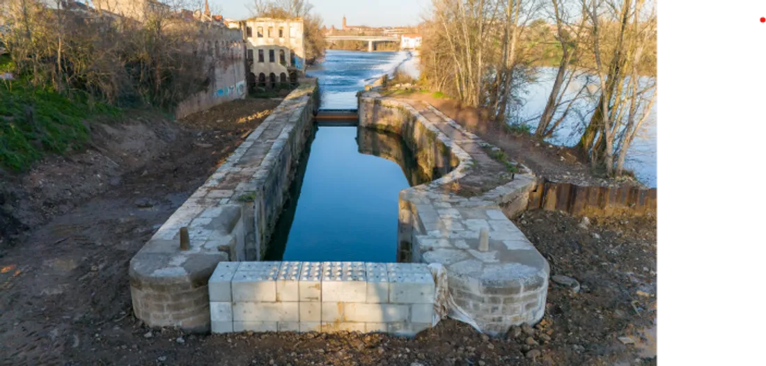 L'écluse du Sapiacou en travaux lors de la première phase