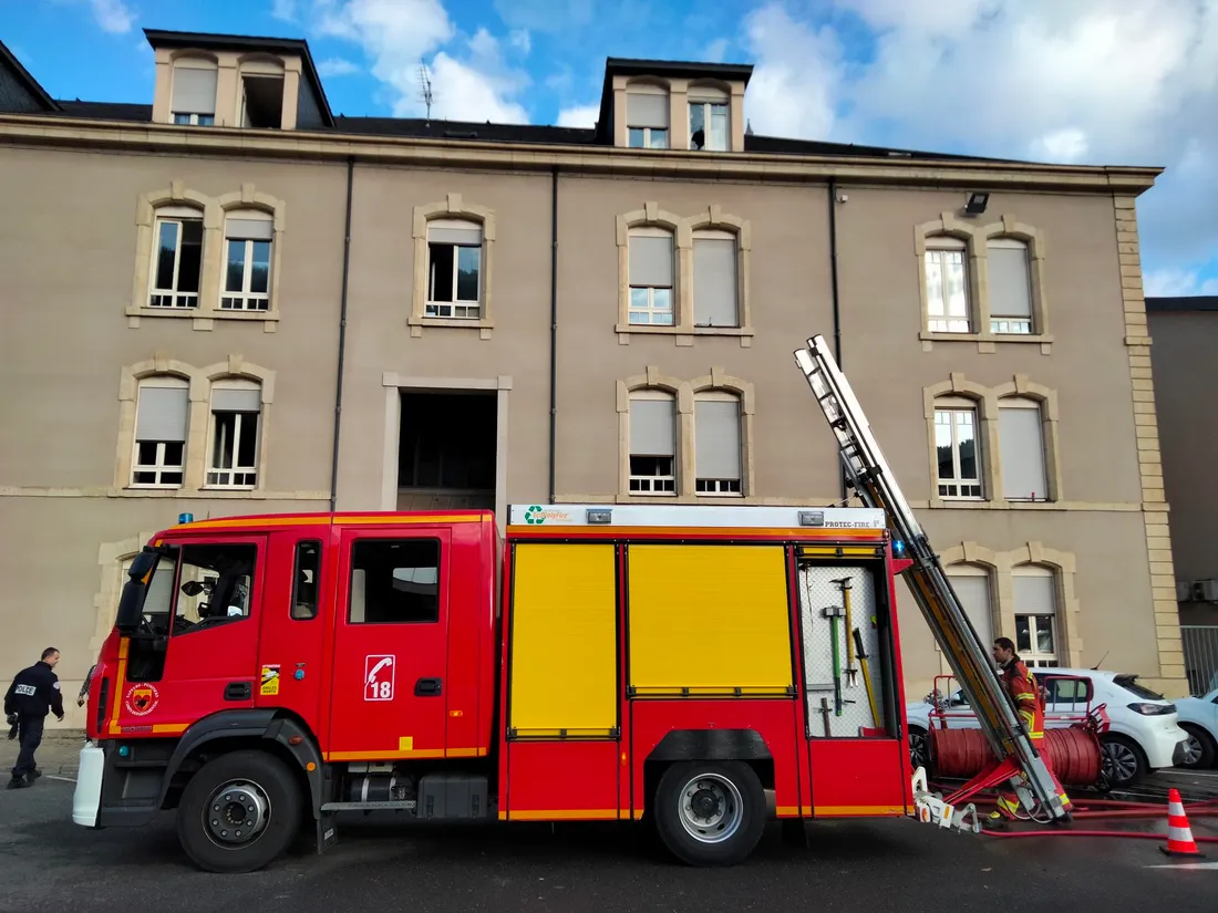 Les pompiers ont terminé leur intervention vers 10h ce jeudi matin à la résidence Saint-Jean