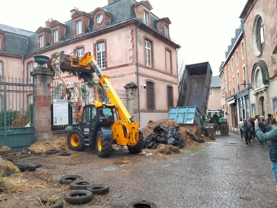 Action de la Coordination Rurale à Rodez (Aveyron) le 19 novembre 2024.