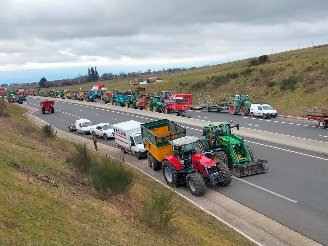 Un blocage sur une route d'Occitanie en décembre 2025.
