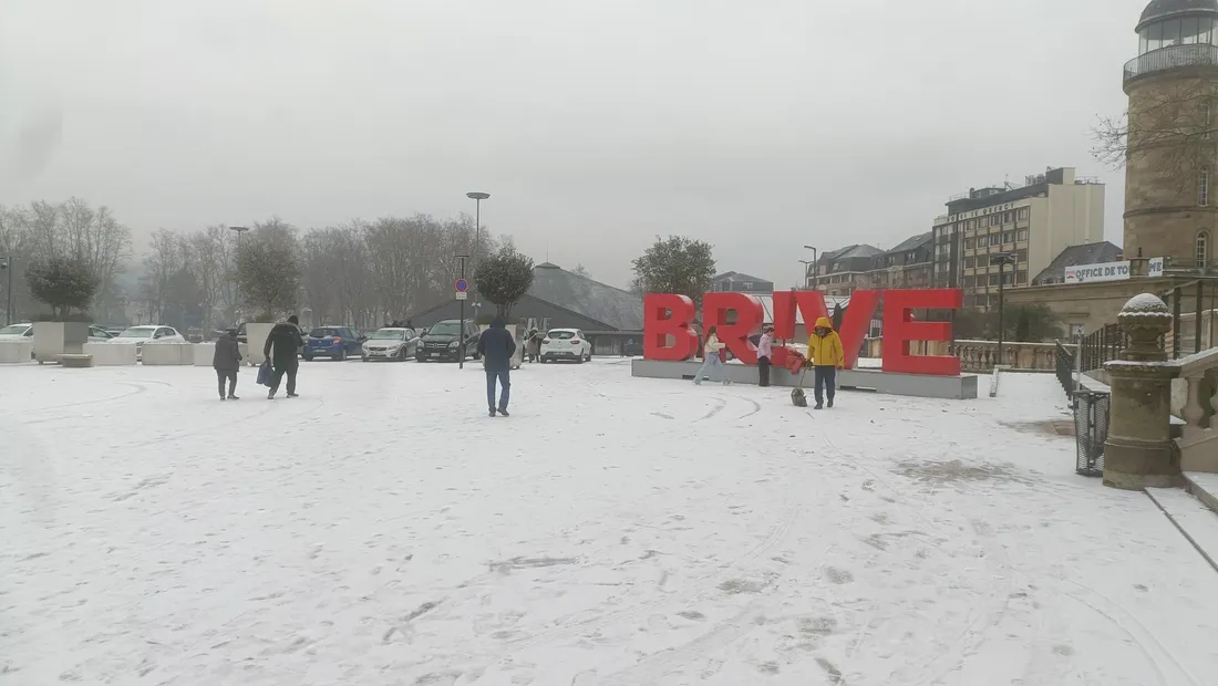 La neige est tombée ce 7 janvier 2026 à Brive (Corrèze)