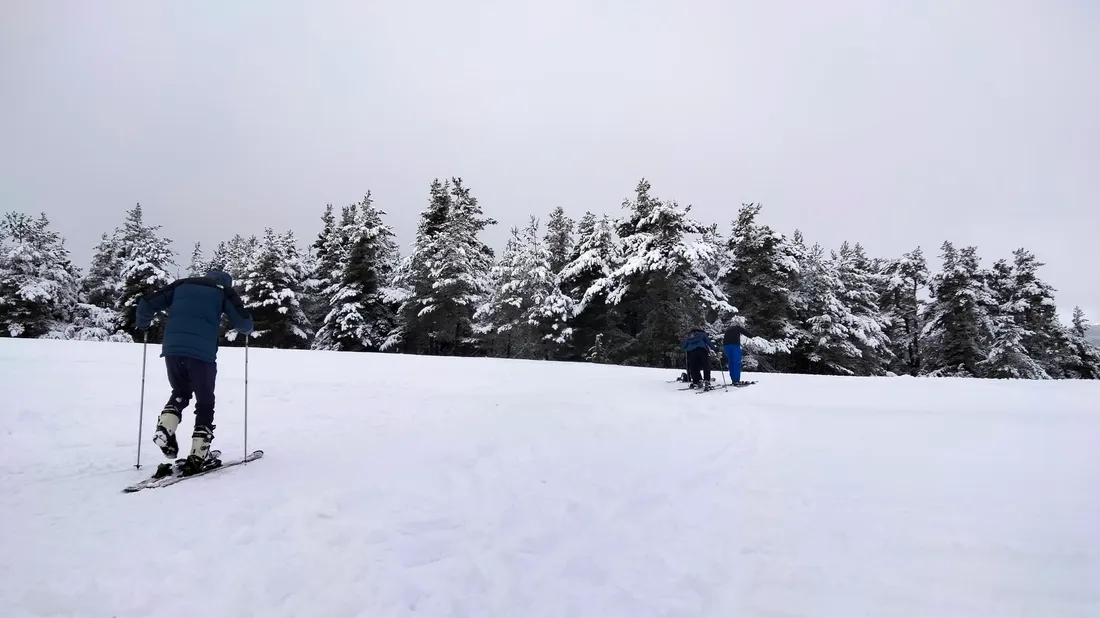 On chausse les skis sur le Mont Lozère !