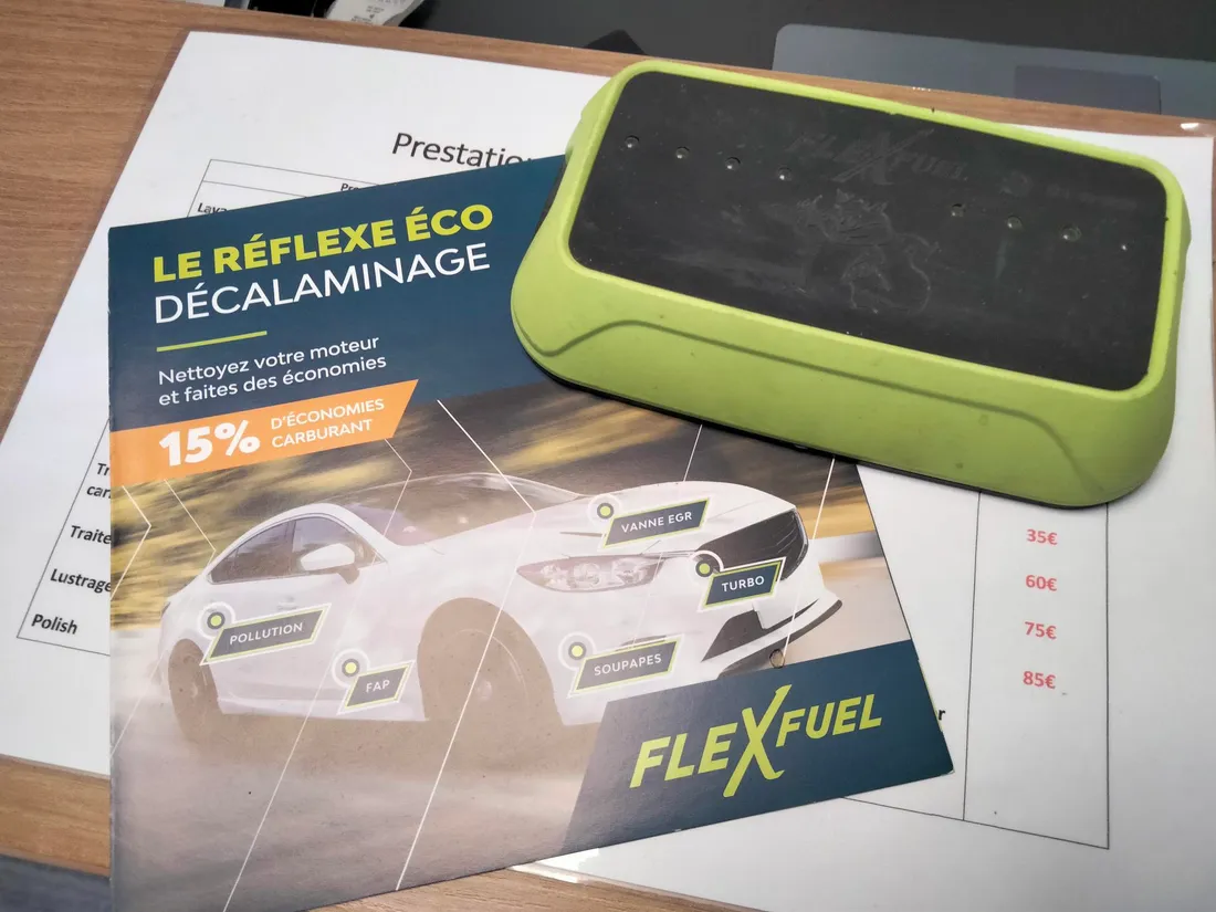 Un boîtier Flexfuel permet aux voitures essence de passer à l'éthanol.