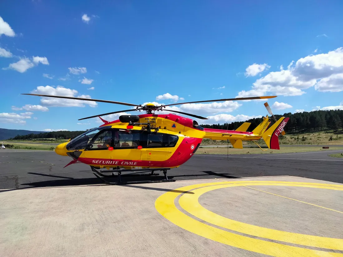 Le Dragon48 est stationné à l'aérodrome de Mende