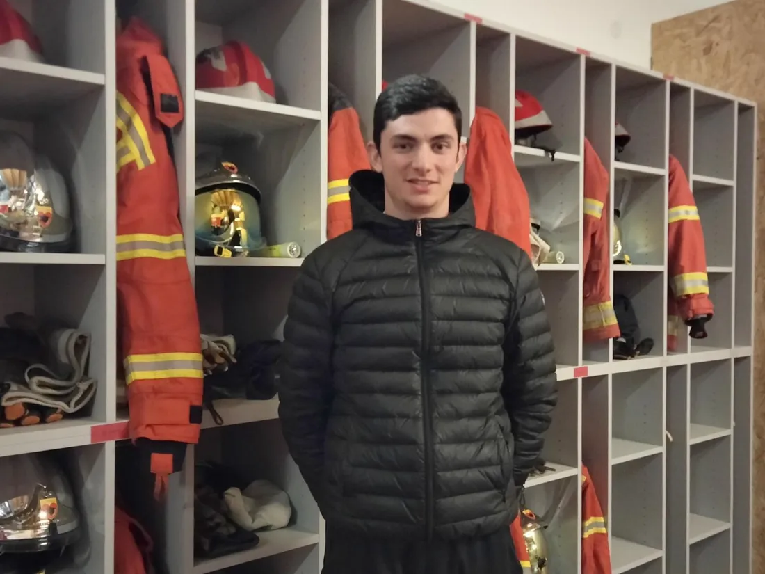 Anthony Osty est pompier volontaire depuis qu'il a 16 ans à Chirac en Lozère