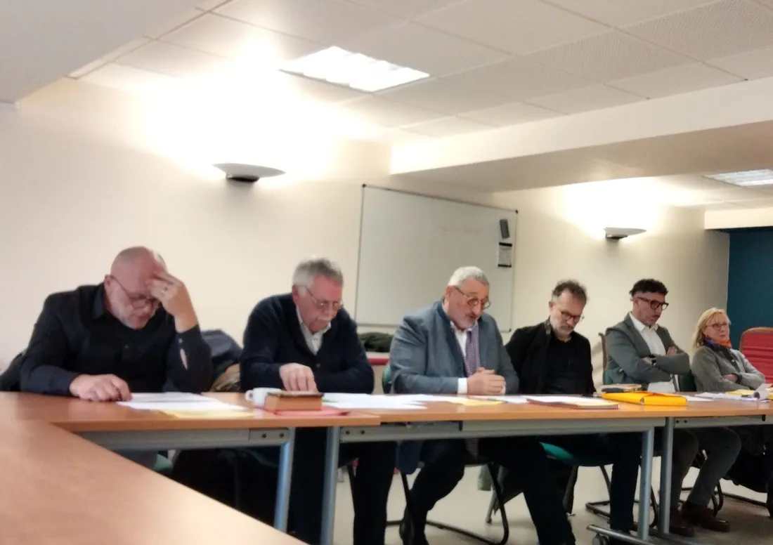 Une nouvelle gouvernance pour les cités cantaliennes