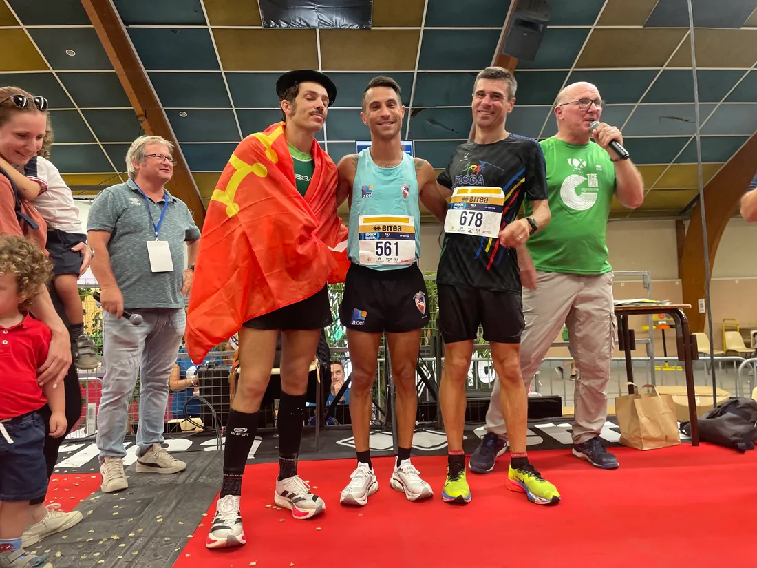 Le podium de cette édition 2026 des 100km de Millau