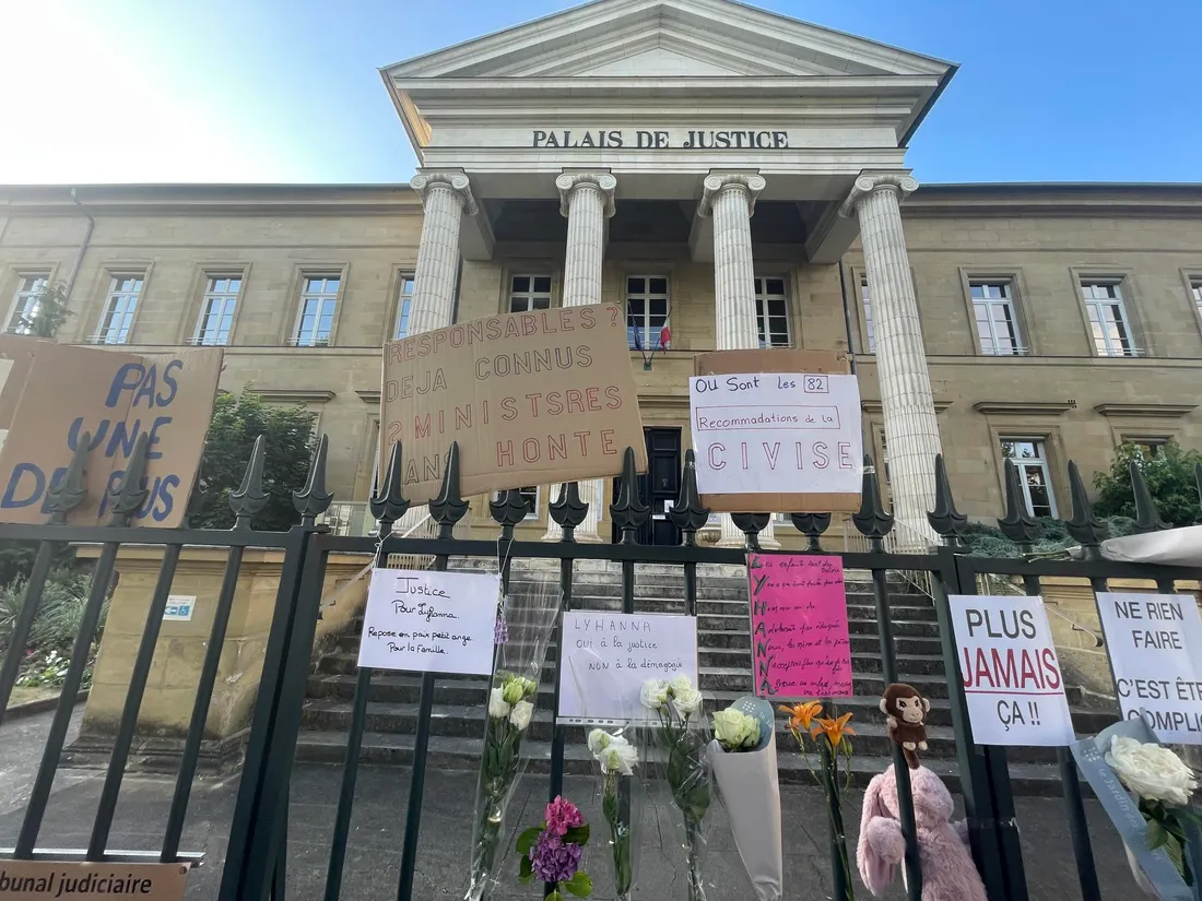 Les hommages à Lyhanna devant le palais de justice de Brive