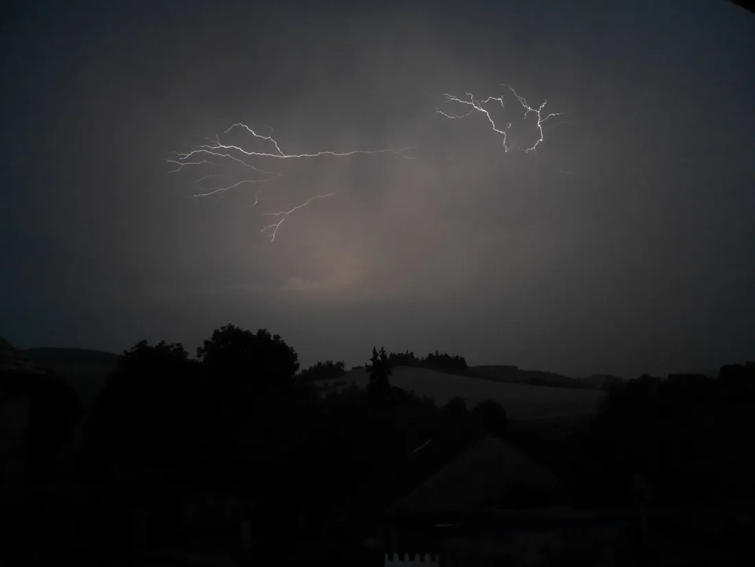 Les éclairs visibles dans le ciel lozérien (archive 2024) 