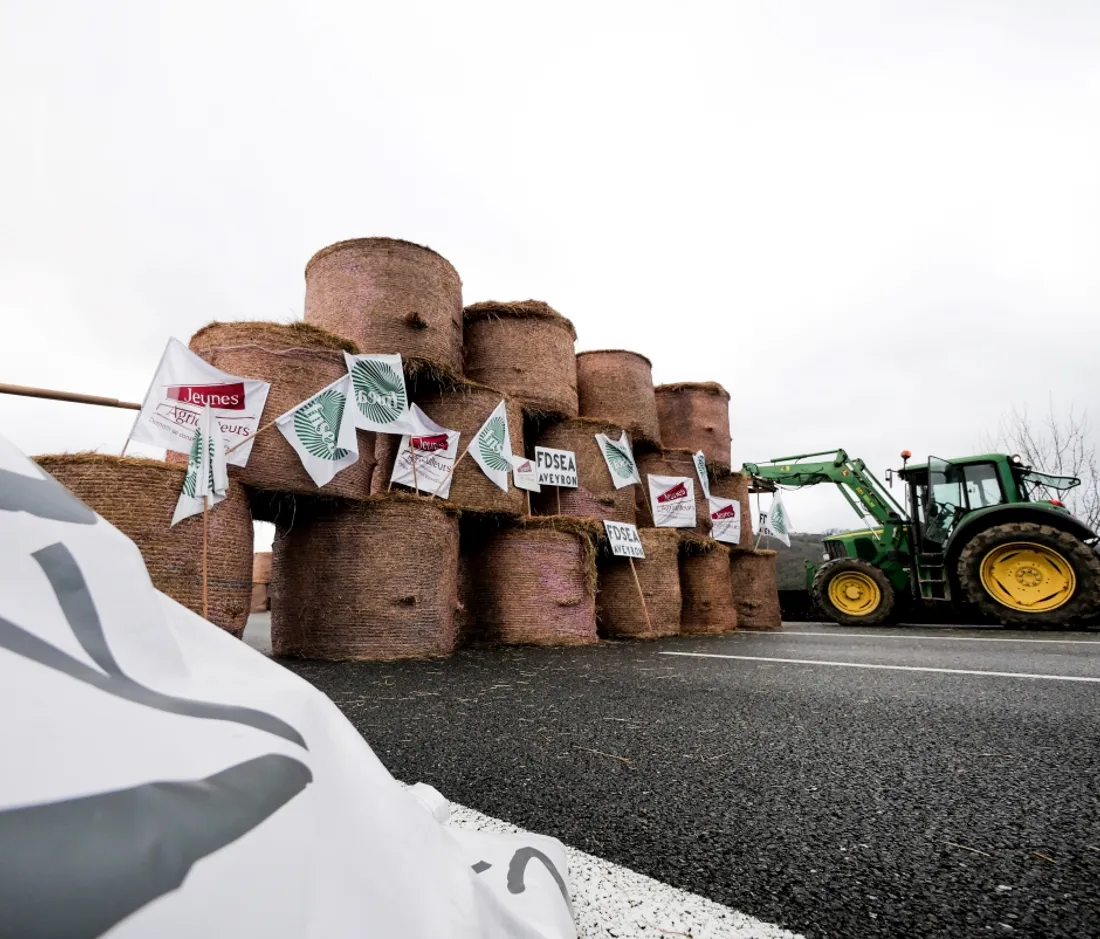 Blocage de la RN88 sur le viaduc du Viaur